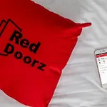 RedDoorz @ Tanjung Duren