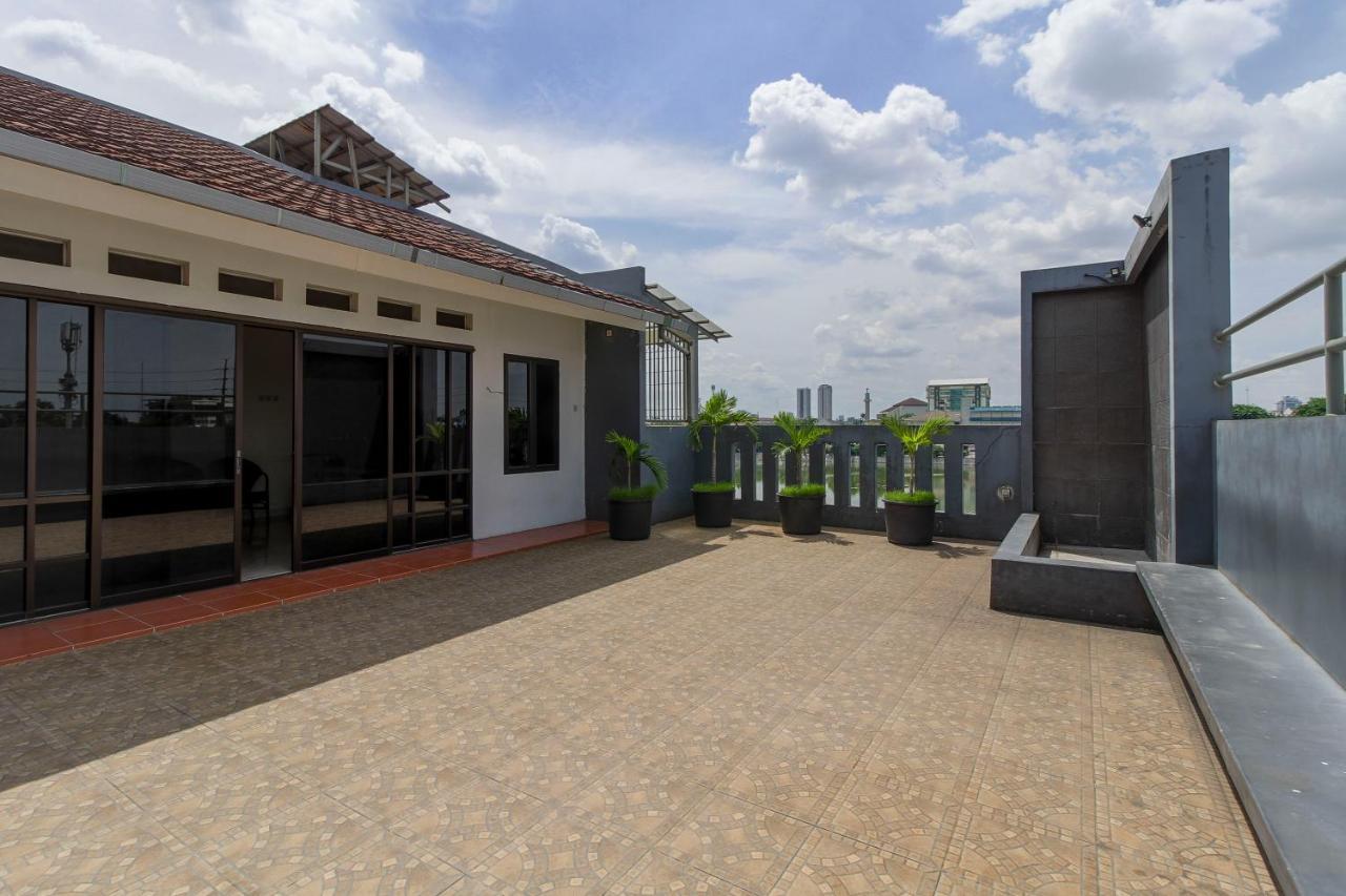Reddoorz @ Tanjung Duren Gasthuis 2*